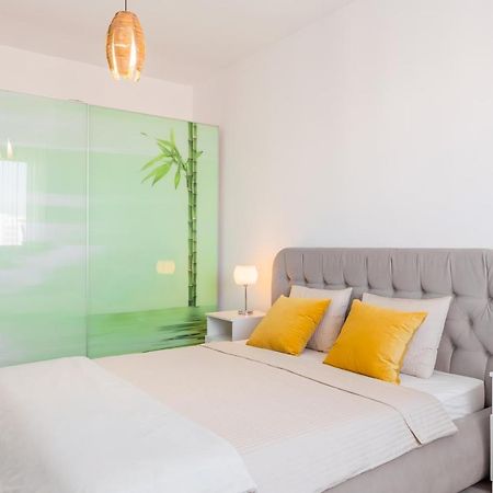 Lovely Apartment With City View Bucureşti Eksteriør bilde