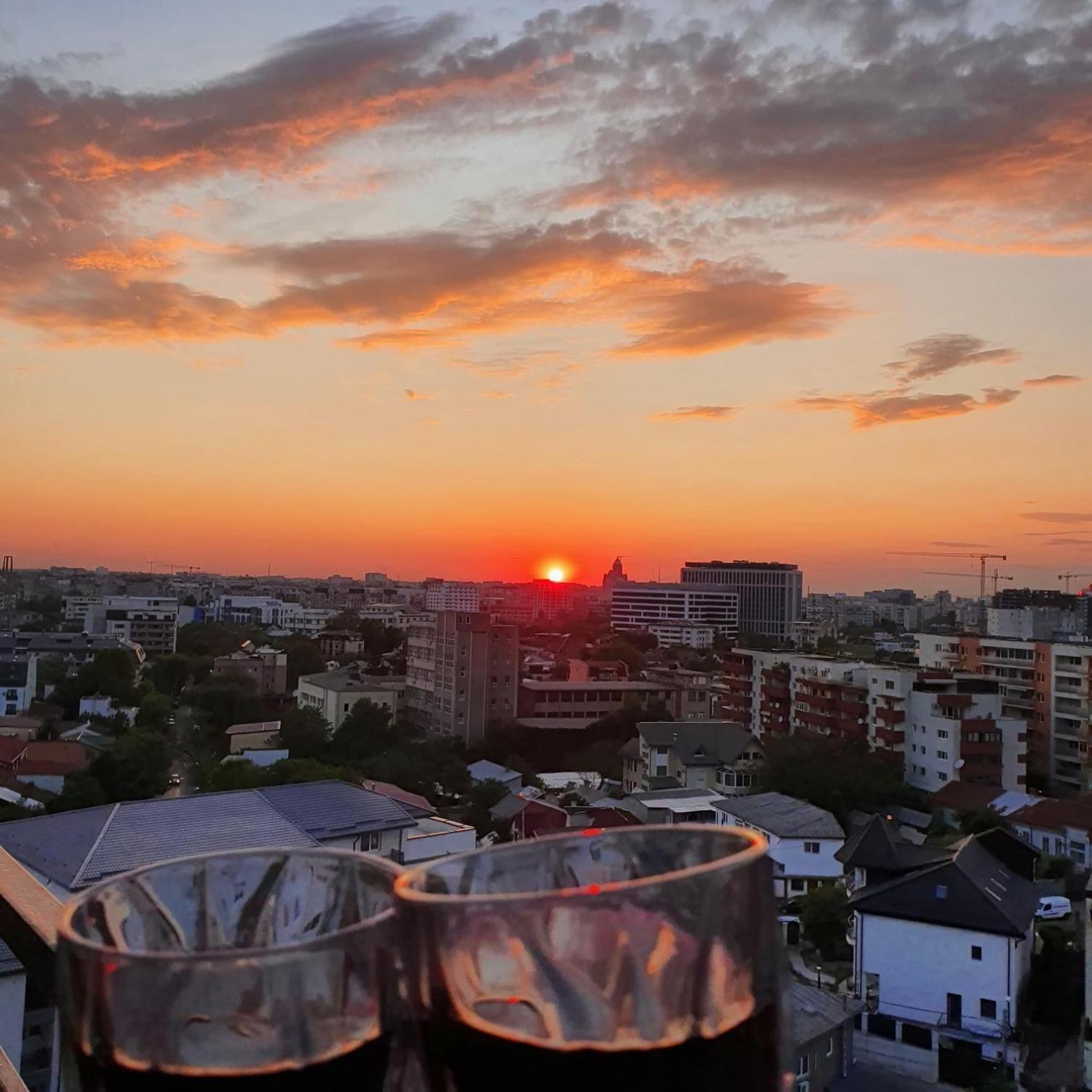 Lovely Apartment With City View Bucureşti Eksteriør bilde